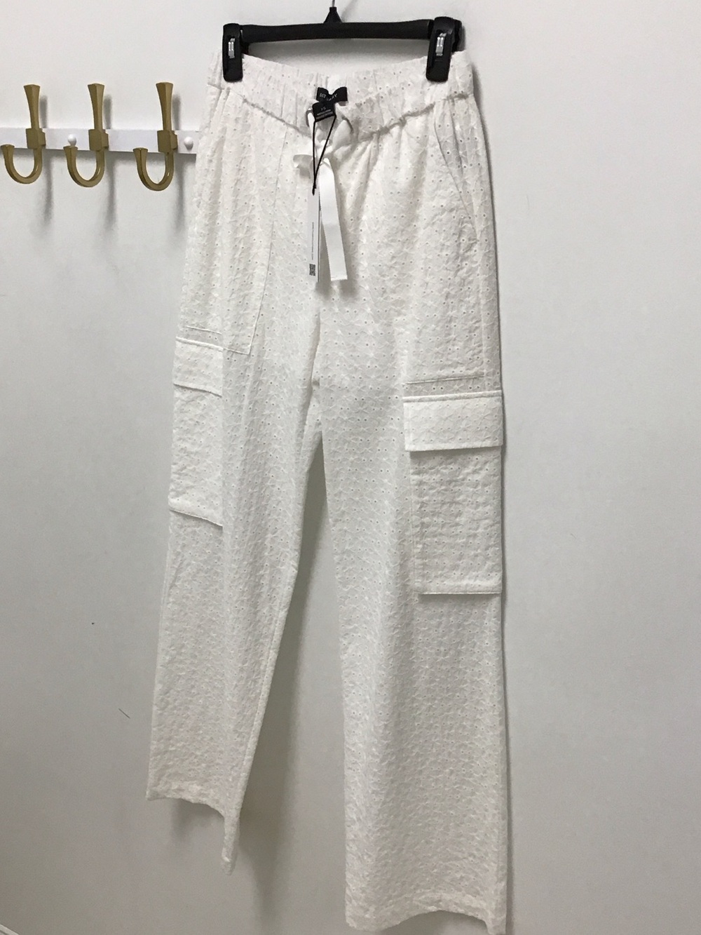 Sanctuary Eyelet Cargo Pull-On Pants